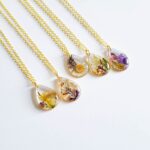 Birth month flower necklace, unique gift for her Birthday, pressed flower necklace, dried flower resin jewelry, botanical jewelry, nature - Image 6